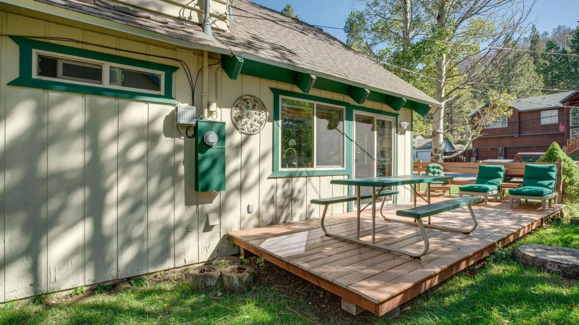 בית נופש סאות' לייק טאהו Rustic Tahoe Cabin With Deck And Grill, Dog Friendly!